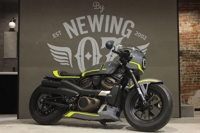 OZ by NEWINGでは、ハーレーダビッドソン スポーツスターSが新た