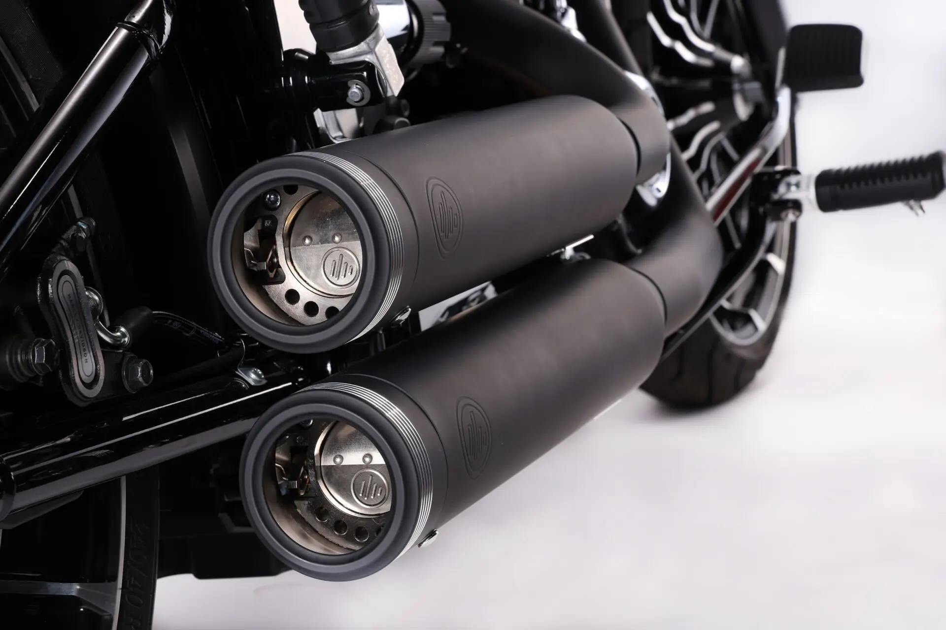 【お値下げ】Von estis 新品未使用品 OZ by NEWING KESSTECHエキゾースト販売に向け本格始動！ | NEWING