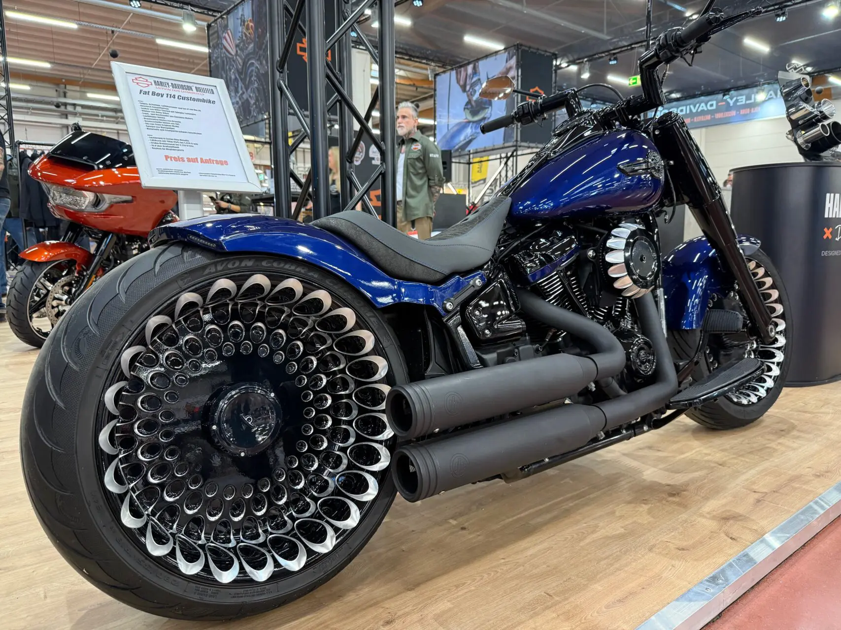 CUSTOMBIKE SHOW おっさん2人と若者1人でレッツゴー！ | NEWING