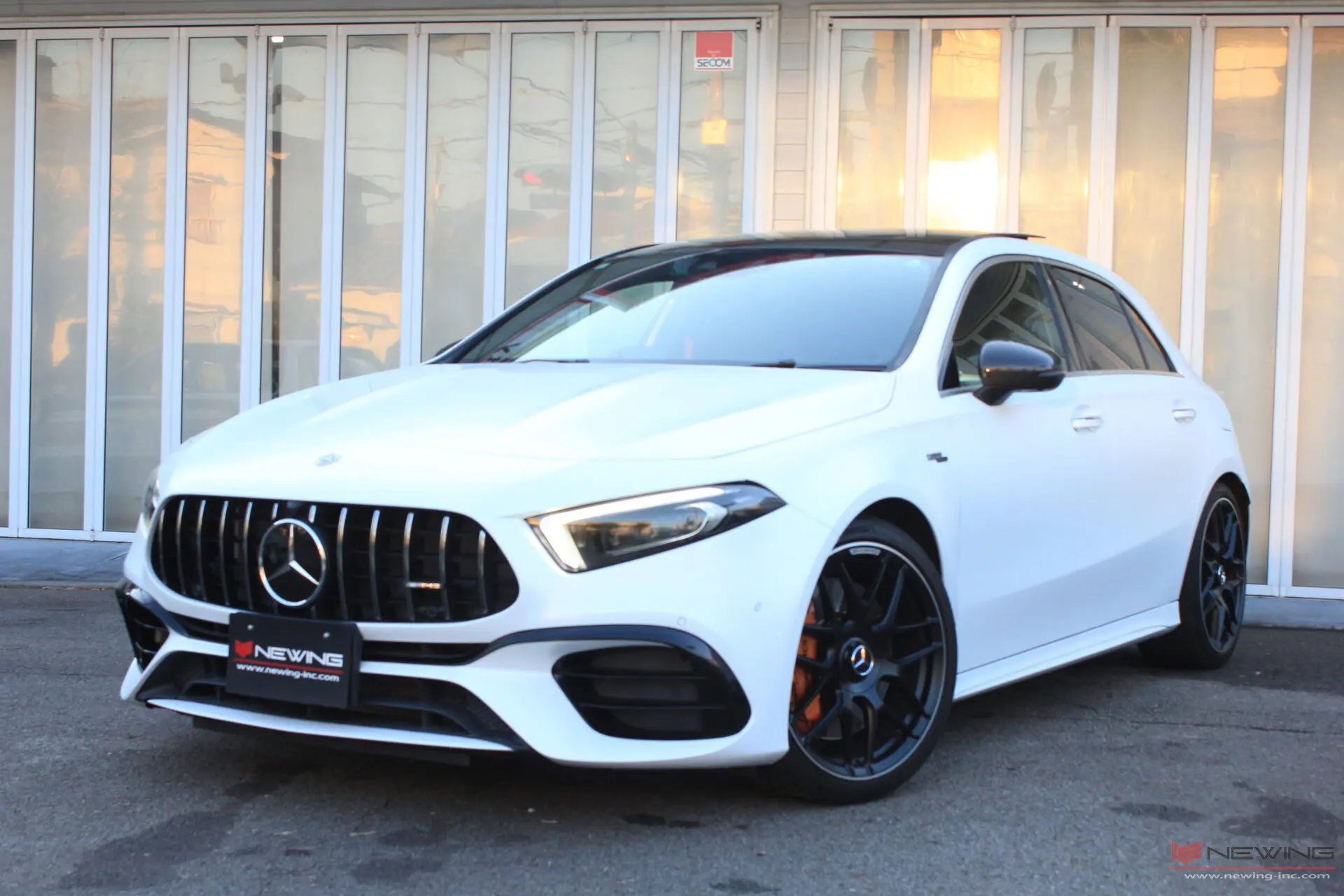 NEWING NEW STOCK CAR メルセデスAMG A45S マットホワイト | NEWING