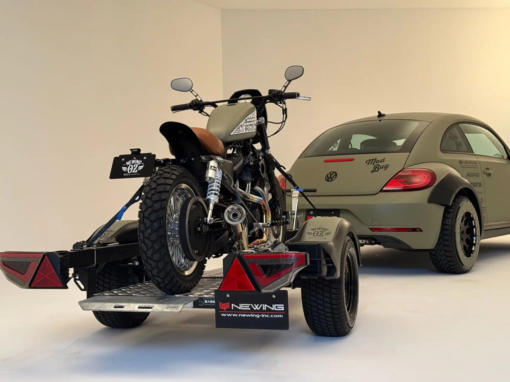 Alpil MadBug(VW ザ ビートル)＆ハーレー883Rをスタジオで撮影してき