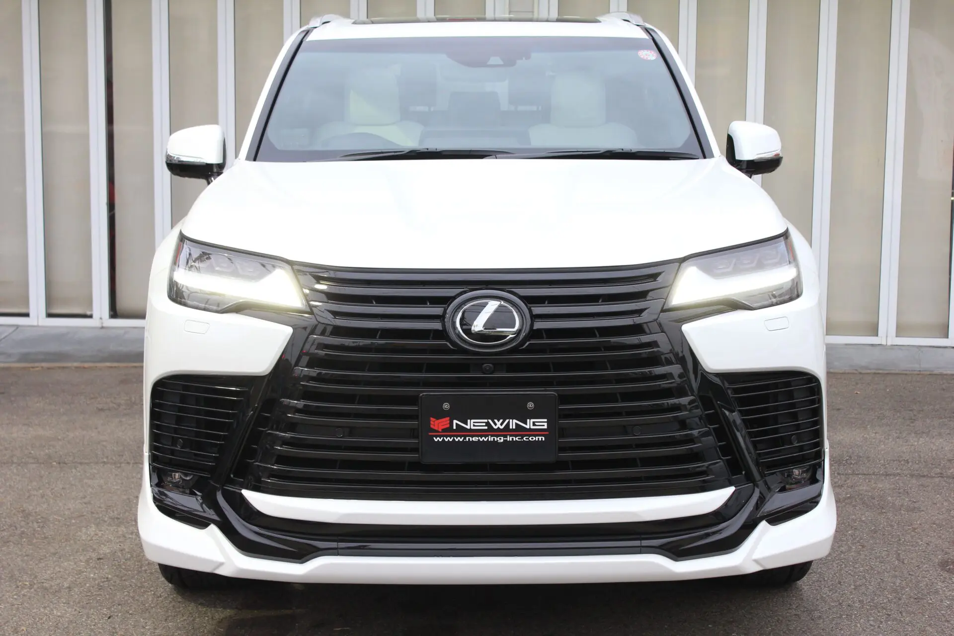 フラッグシップSUV LEXUS LX600入庫！ | NEWING