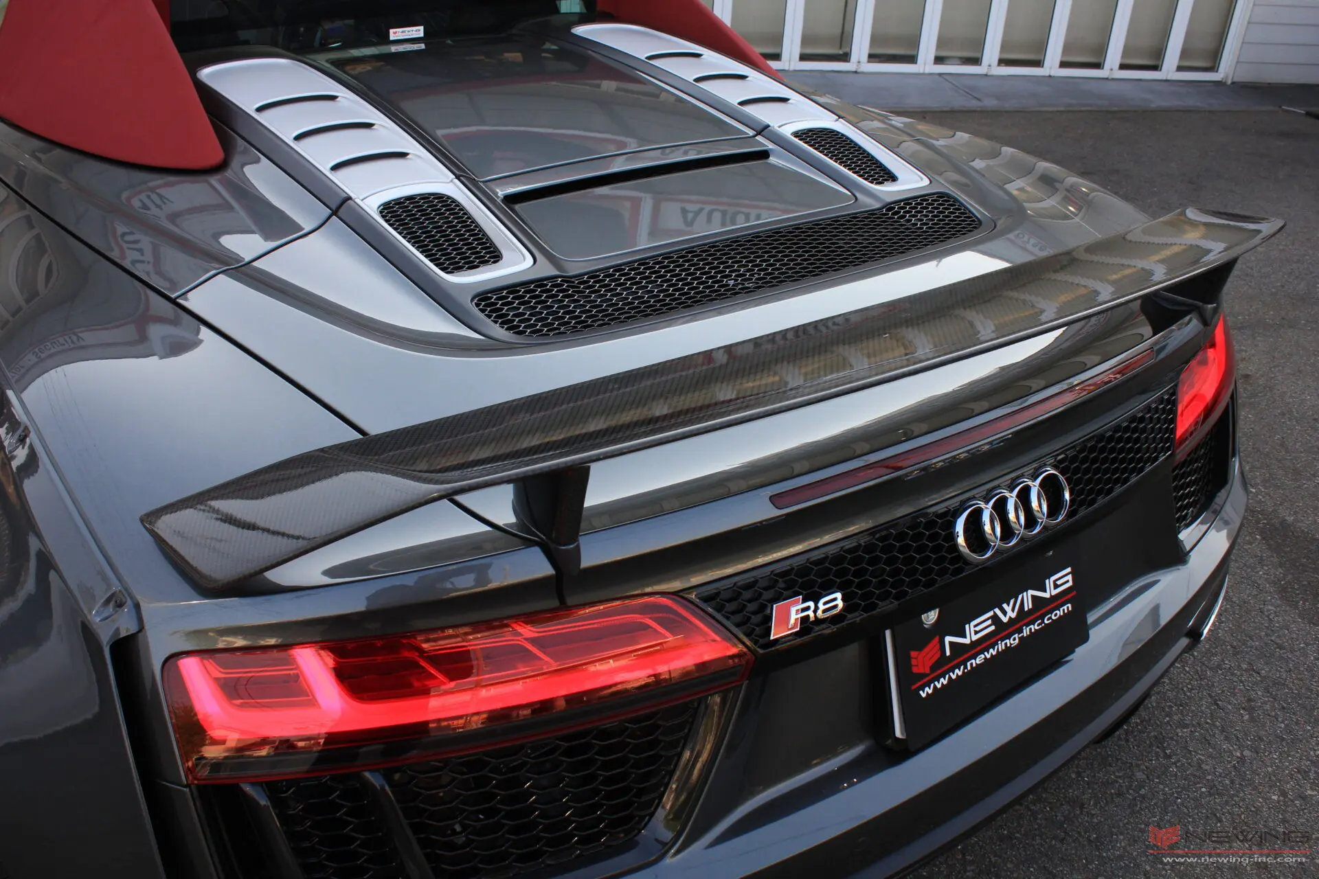 NEWING NEW STOCK CAR AUDI R8 Spyder Alpilフルコンプリートカー掲載