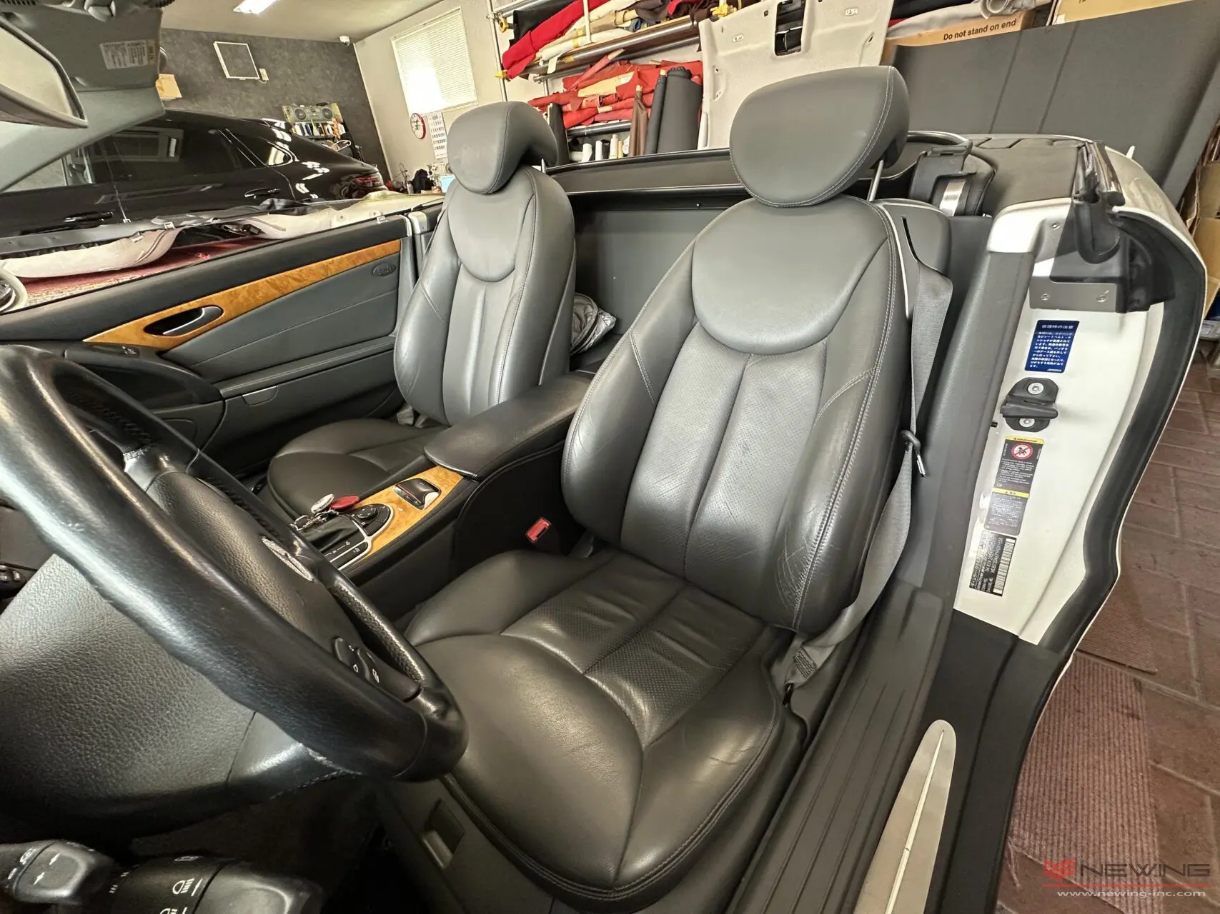 メルセデスベンツ】R230SL 乗り換えを考えていた愛車の内装をカラー