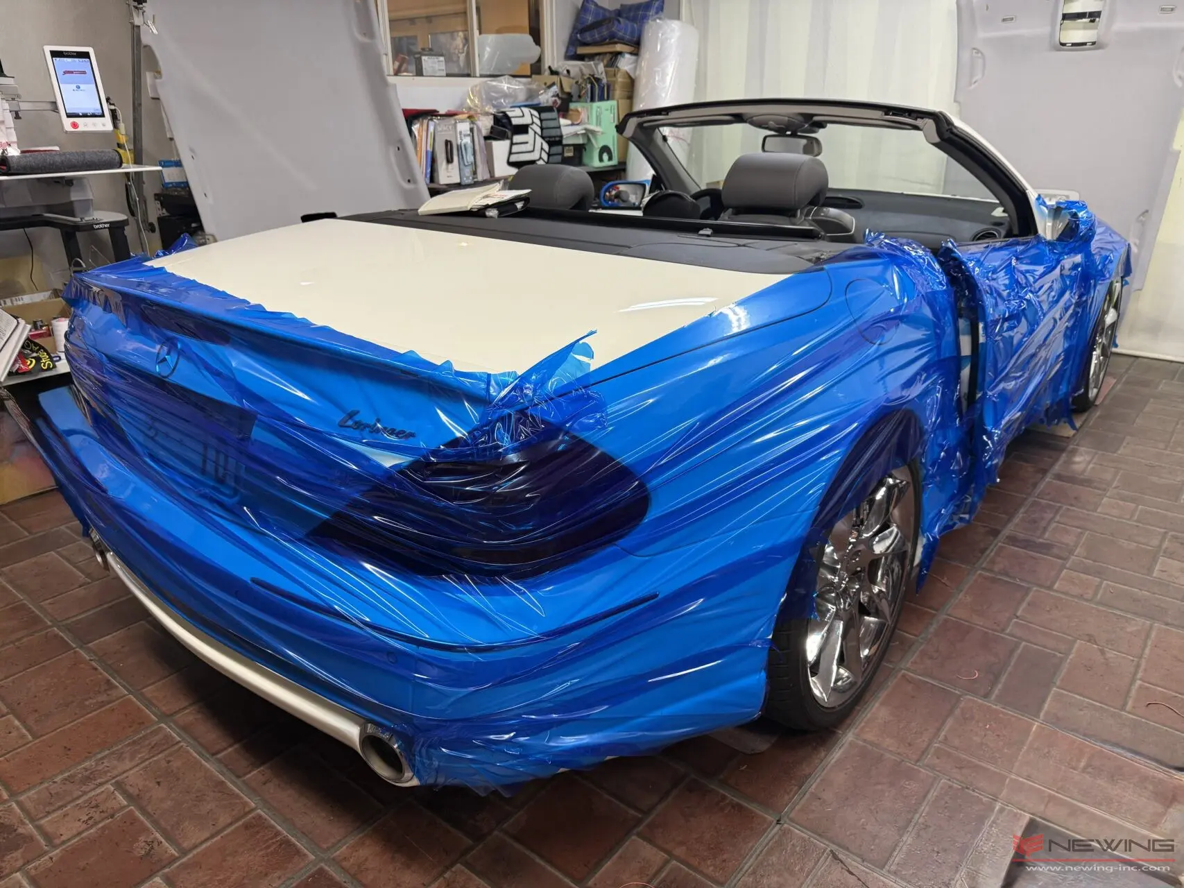 メルセデスベンツ】R230SL 乗り換えを考えていた愛車の内装をカラー