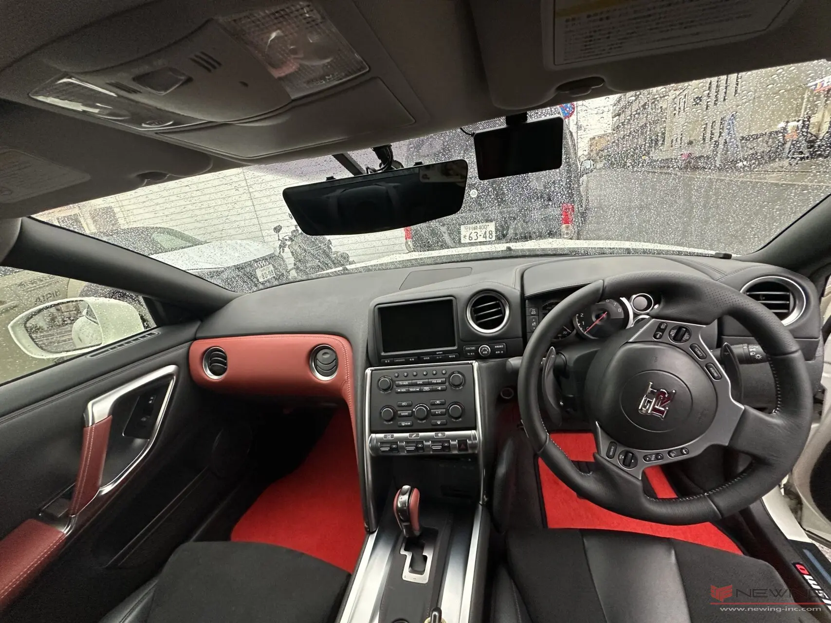 20年式　日産」GTR　R35　ダッシュボードASSY ダッシュボードマット 日産GTR R35 2008-2017用カーボン