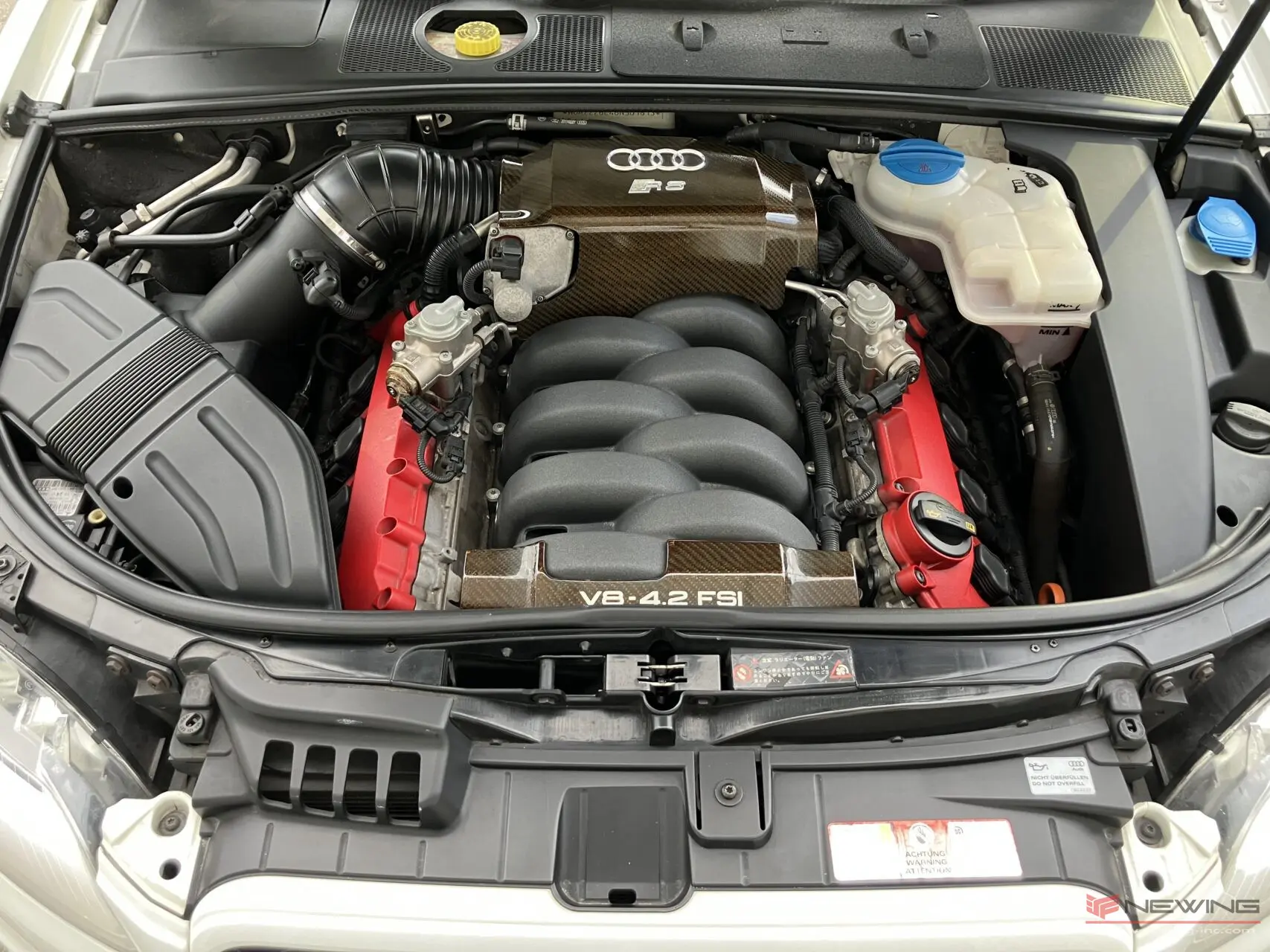 NEWING NEW STOCK CARにAUDI RS4 が仲間入り！ V8エンジン 6MT の