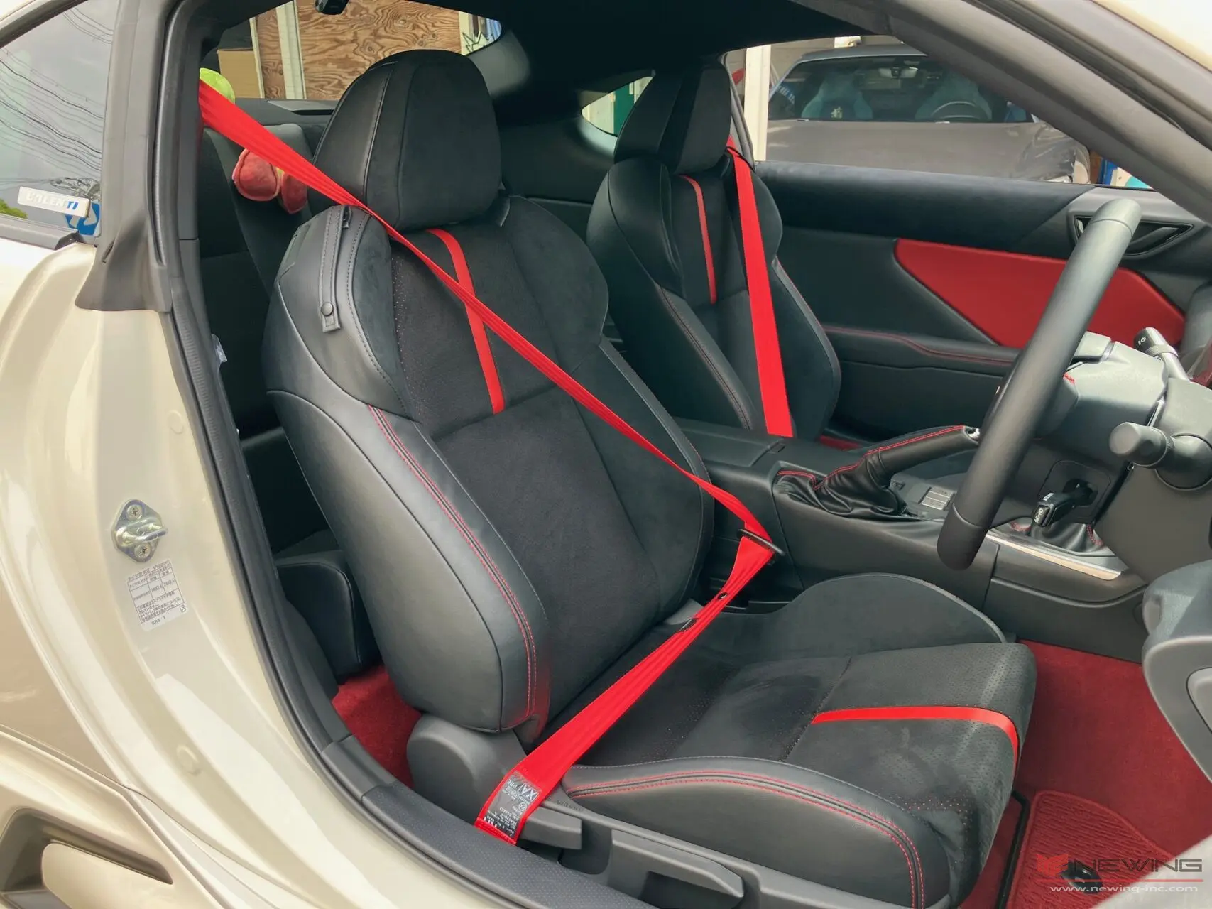 カラーシートベルトDAY？ 3台施工＆2台分送り | NEWING