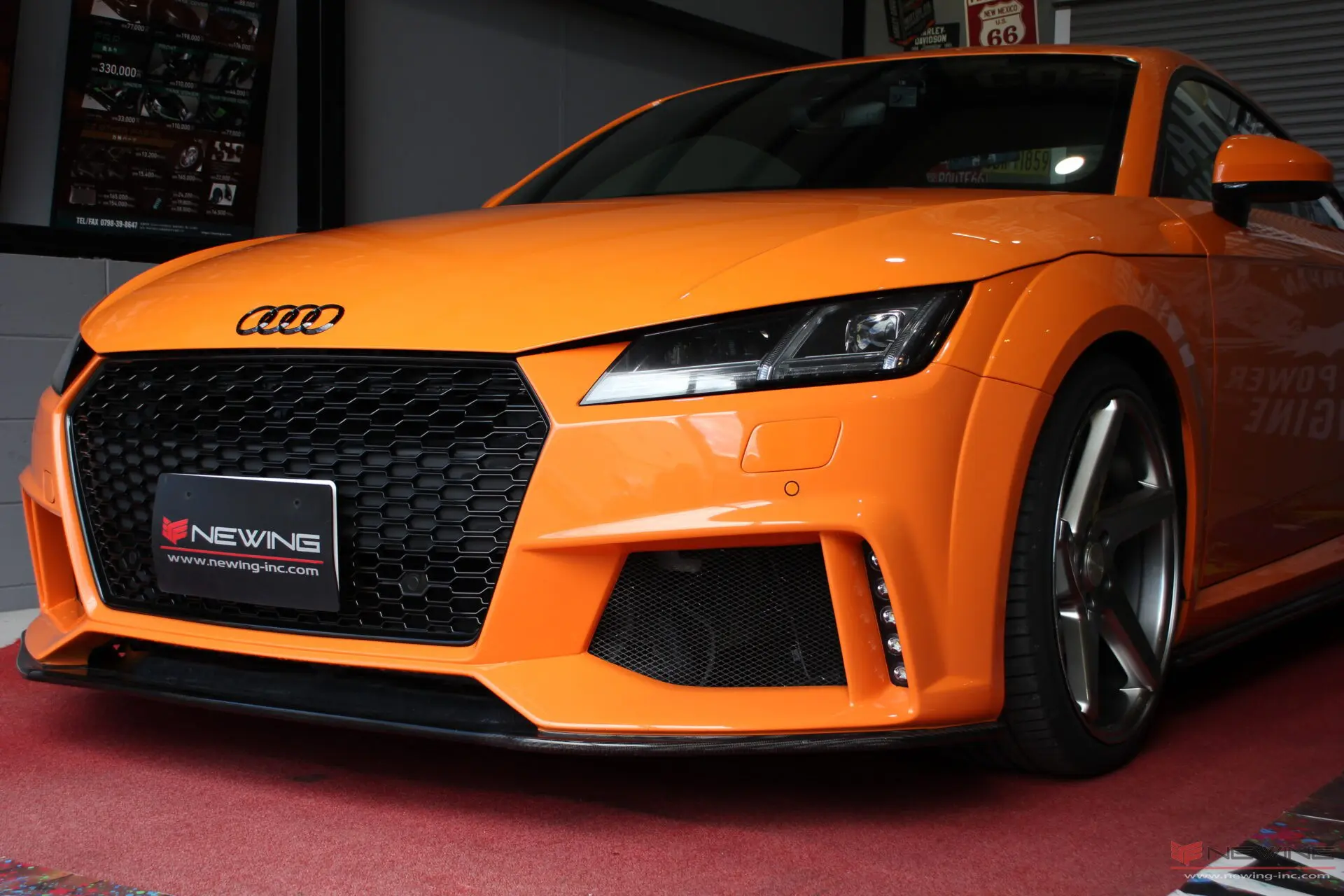 出た～！NEWING STOCK CAR 超希少ソーラーオレンジ Audi TT(FV)Alpil