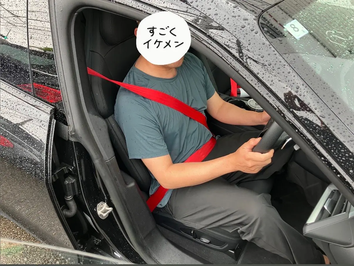 めずらしい世界の小型シート　使用済み カラーシートベルトで笑顔をプラス、車種を問わず人気拡大中！ | NEWING