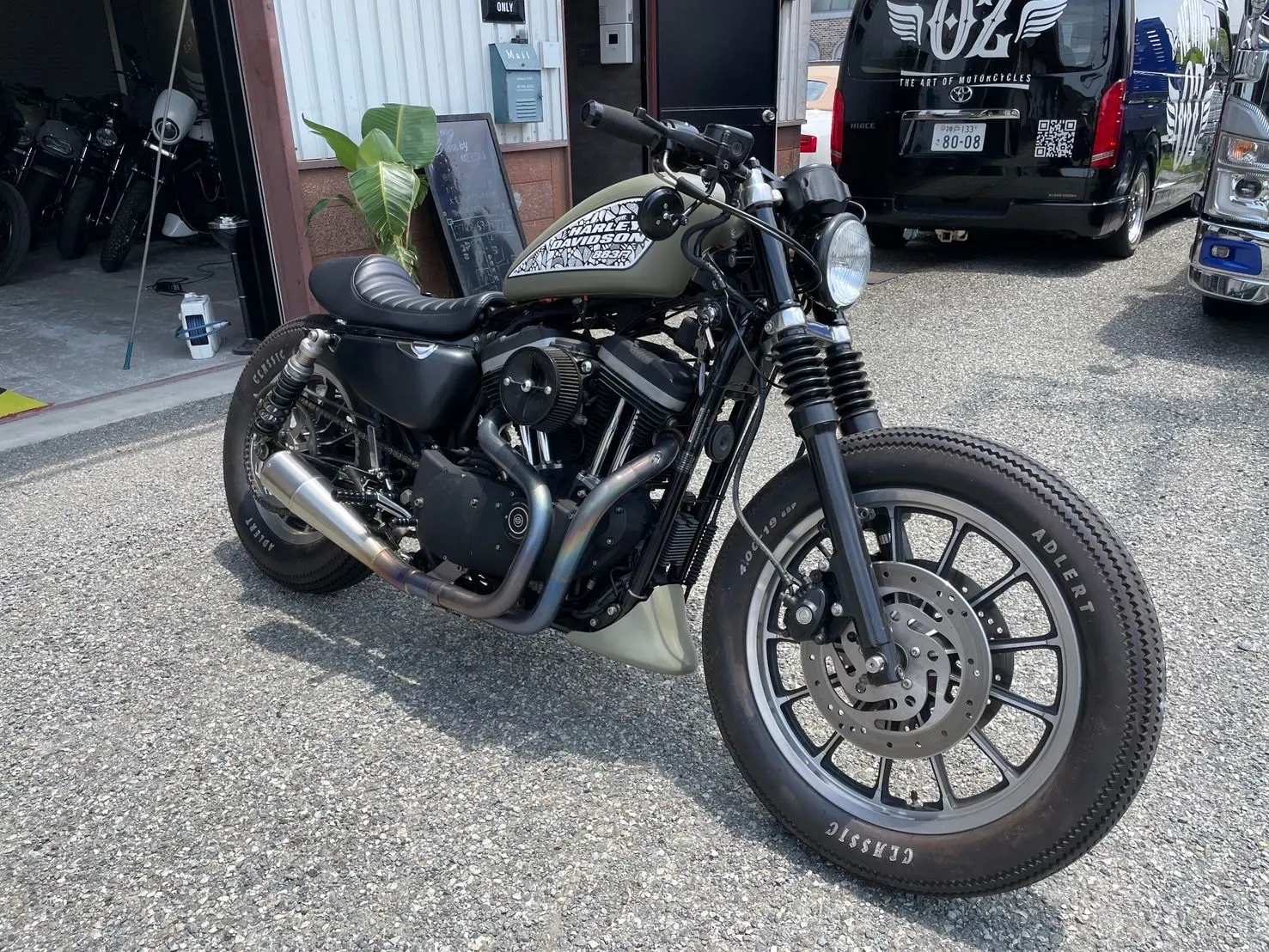 同じ883R、まったく違う個性の2台、新たなオーナー様のもとへ！ | NEWING